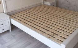 白色木床图片（白色木板床）