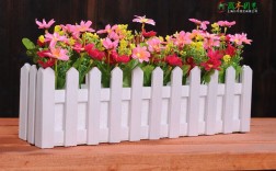 白色栅栏和花（白色栅栏花盆）