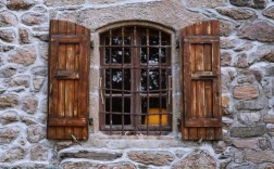 石头建筑白色门窗（石头做的窗户）