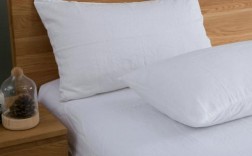 白色枕头（白色枕头上好多黄渍用什么可以）