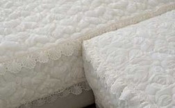 沙发靠垫里面白色粉末（沙发垫渗出白色粉末）