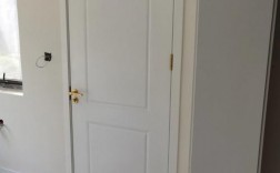 白色的烤漆门安装（白色烤漆房门）