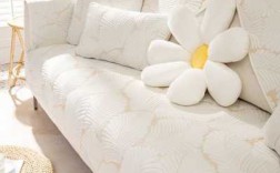 白色皮沙发靠枕颜色（白色的皮沙发配什么沙发垫）