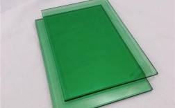 白色玻璃和绿色玻璃（白色玻璃和绿色玻璃价格一样吗）