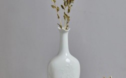 白色花瓶（白色花瓶配什么颜色的花）