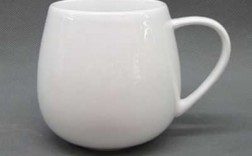 白色陶瓷杯清洗（白色陶瓷杯清洗方法）