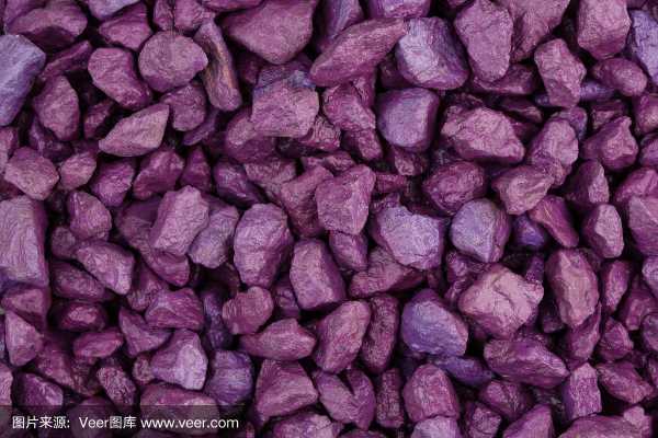 白色带紫色石头图片（白色透明带紫色的石头）-图3