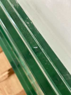 绿色玻璃白色玻璃（绿色玻璃比白色玻璃贵吗）-图3
