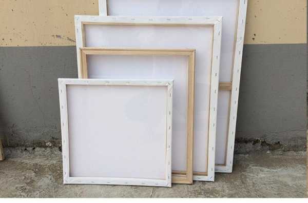 白色油画框（白色画框配什么油画）-图2