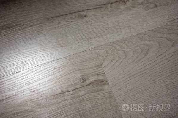 白色磨痕木地板（白色磨痕木地板怎么清理）-图3