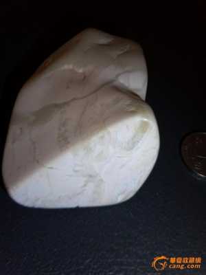 白色瓷质石头（瓷白色的石头）-图1
