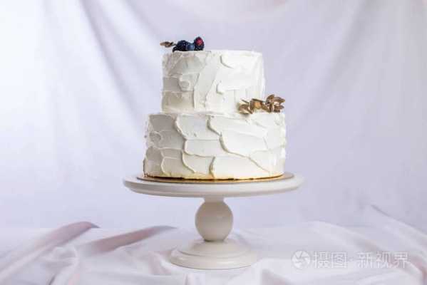 蛋糕上白色的粉（蛋糕上撒的白色粉末是什么）-图1
