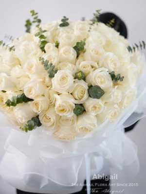 送白色玫瑰花（送白色玫瑰花好吗）-图1