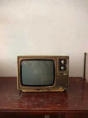 复古白色电视机（复古黑白电视机）-图1