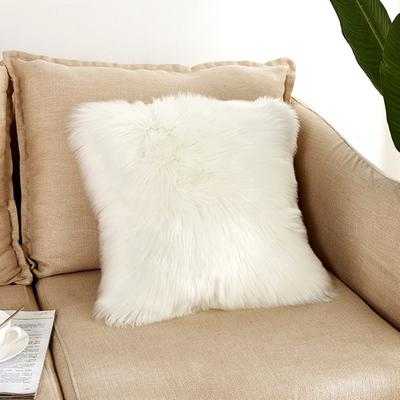 沙发靠枕里白色粉末（沙发枕头里为什么那么多白灰）-图2
