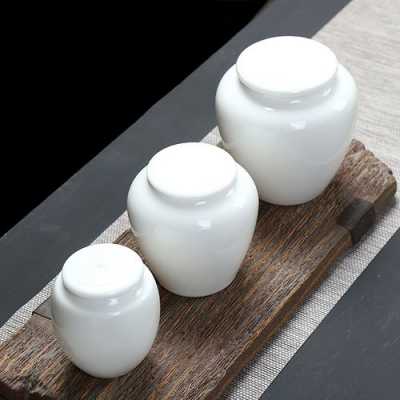 白色陶瓷罐如何清洁（白色陶瓷罐如何清洁保养）-图2