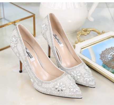 白色水晶高跟靴（高跟鞋水晶鞋图片大全）-图1