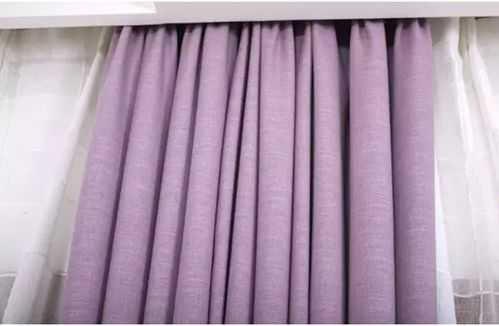 白色房间搭配紫色窗帘（白色为主配什么颜色窗帘）-图3
