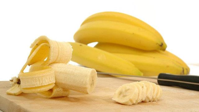 香蕉白色丝线（香蕉的白丝不能吃吗）-图2