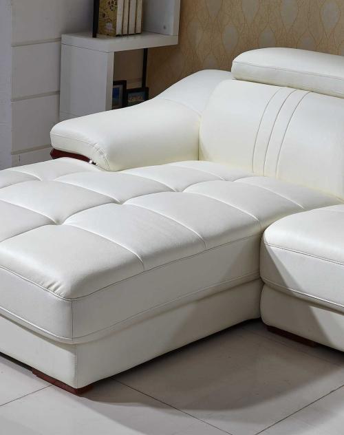 皮质沙发白色（白色皮沙发的污垢怎么清洗）-图2