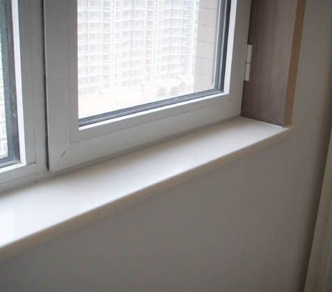 窗台板白色（窗台板印上颜色了怎么办）-图1