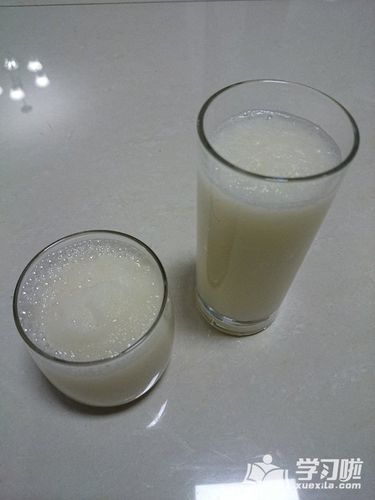 白色的榨汁（什么东西榨出来的汁是白色的）-图1