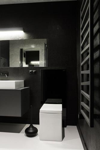 卫生间灰白色瓷砖（卫生间灰白色瓷砖黑色脸盆好看不）-图2