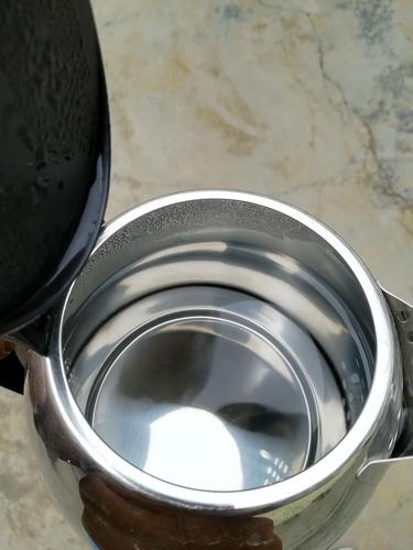 水壶煮水白色亮（水壶煮的水有白色的东西）-图2