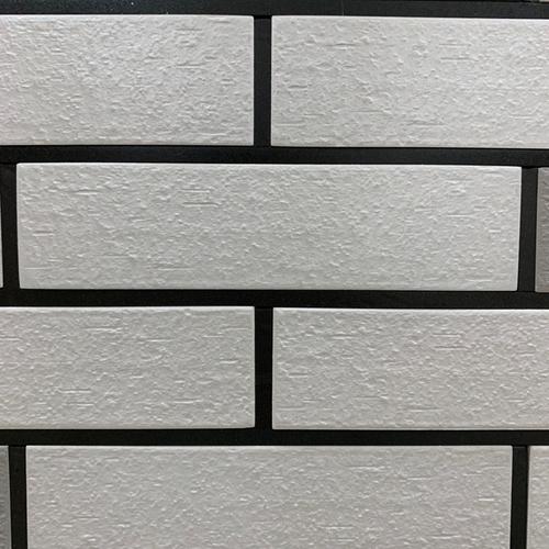 灰色与白色的外墙瓷砖（灰色瓷砖配白色墙面好看吗）-图3